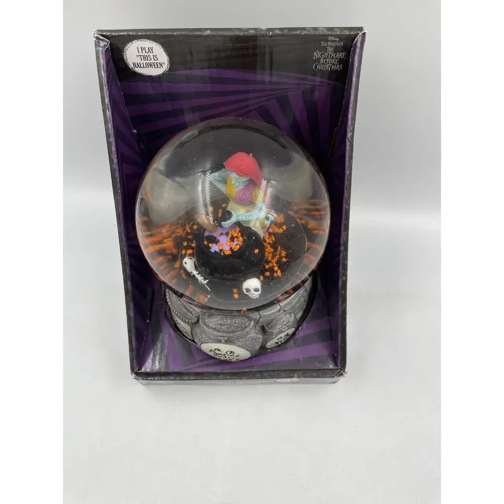 Nightmare Before Christmas Sally Musical Water Globe This Is Halloween Disney - Picture 3 of 10
